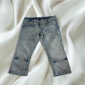 Amethyst light wash denim capris back pocket embroidery Y2K vintage mcbling